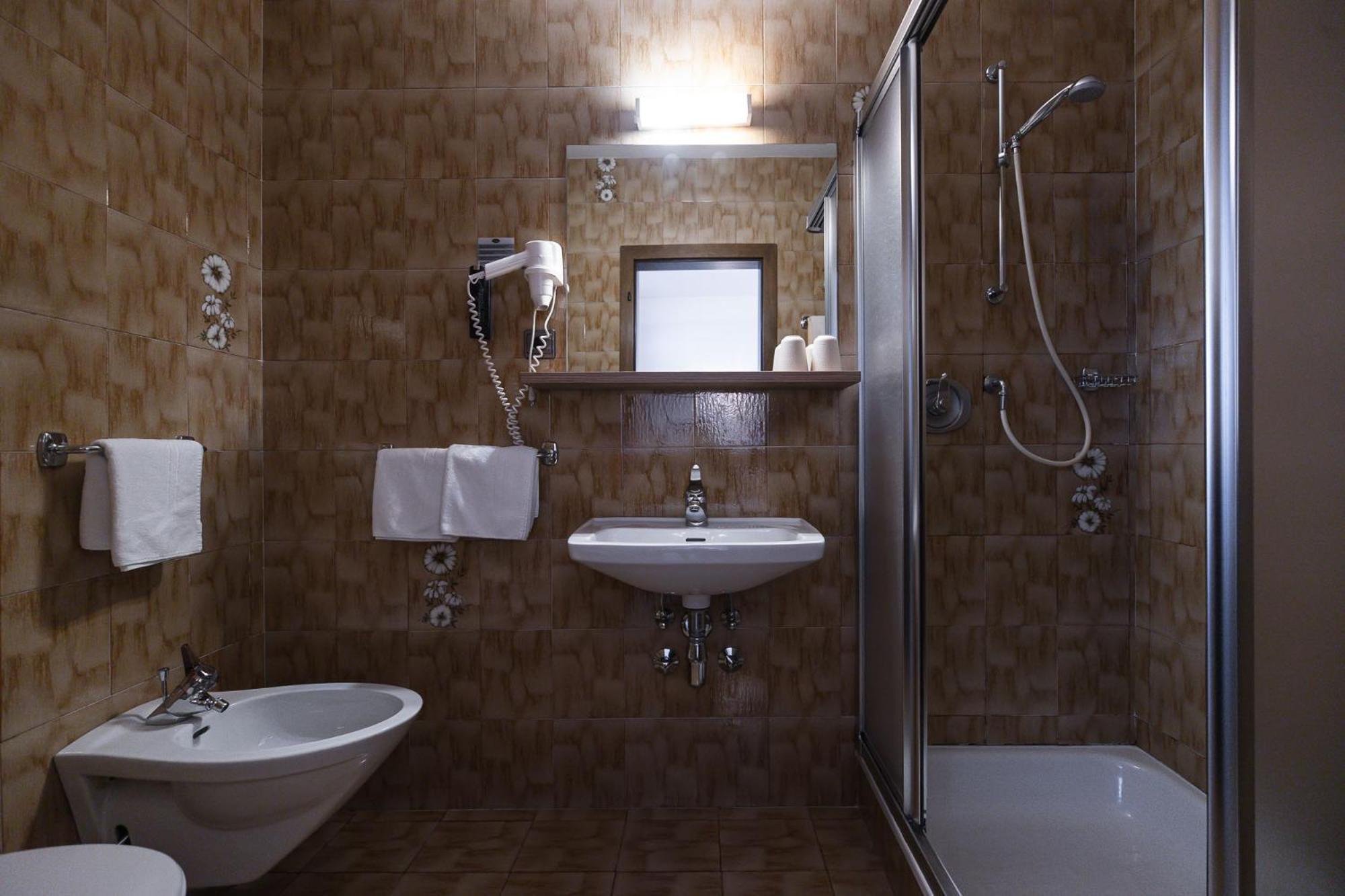 Hotel Muehlwald Ngoại thất bức ảnh